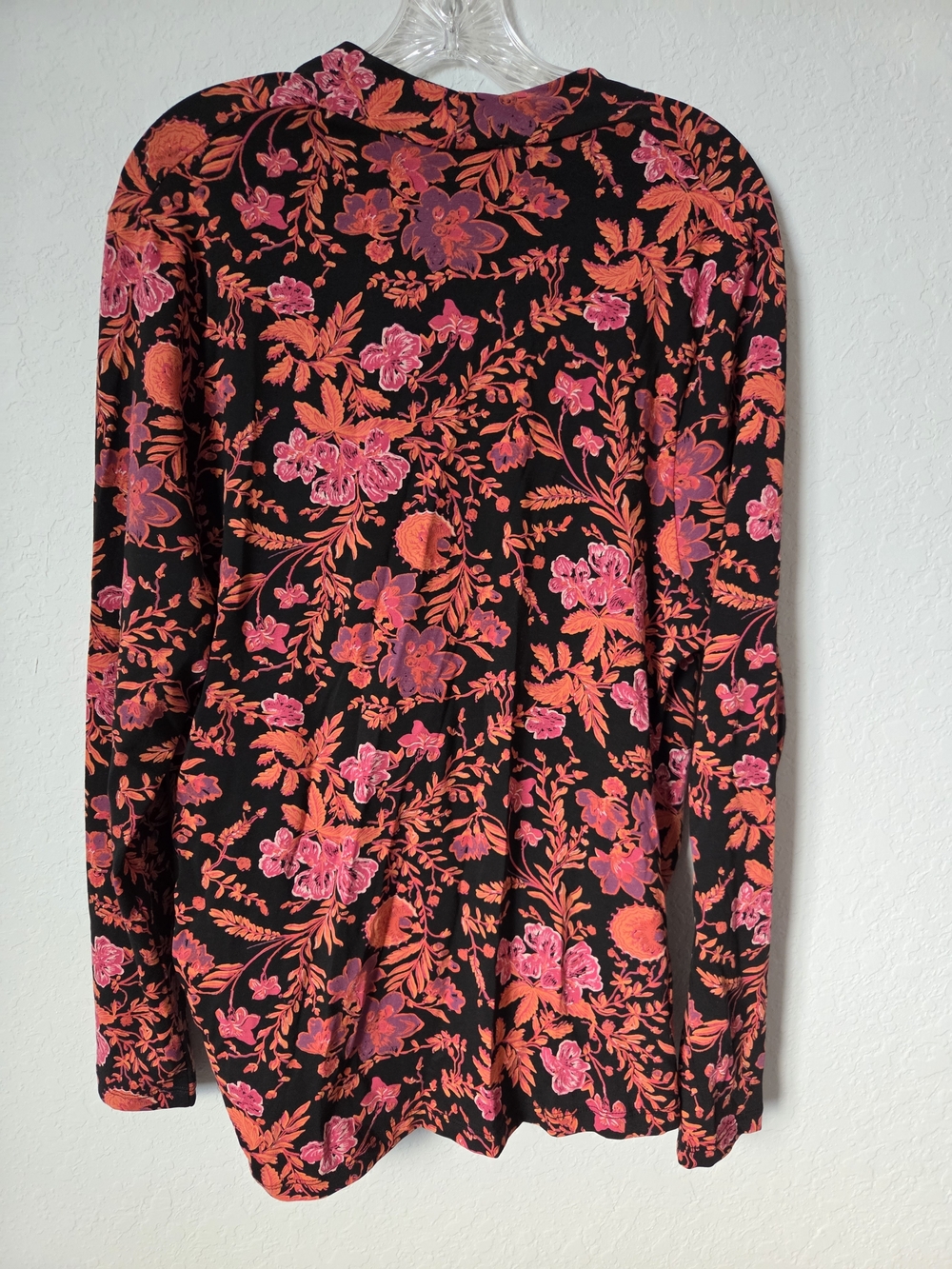 Peruvian Connection Floral Wrap Top – Size XL - Picture 4 of 4